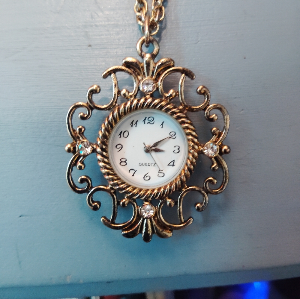 Vintage antique brass pocket watch with 32" rope chain